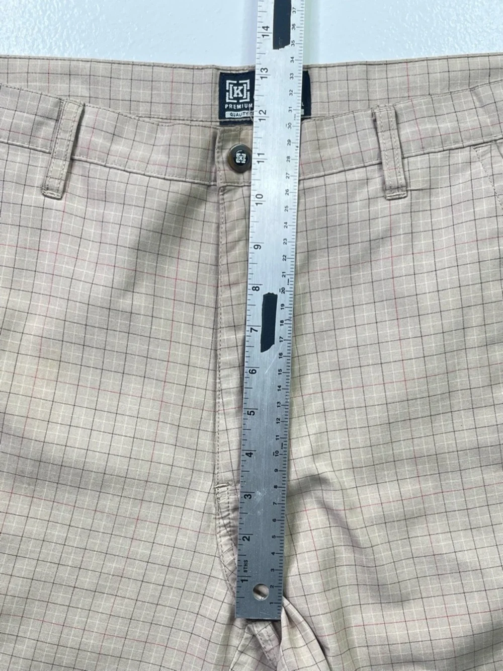 Vintage KR3W Laredo Tan Grid Plaid Skateboard Shorts Y2K Graffiti Lining Size 32